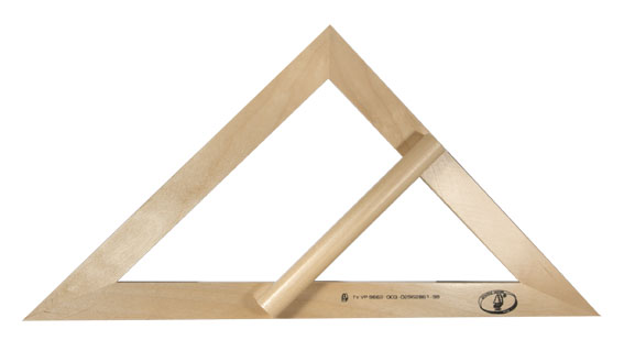 Треугольник деревян. классный равнобедренный Можга
