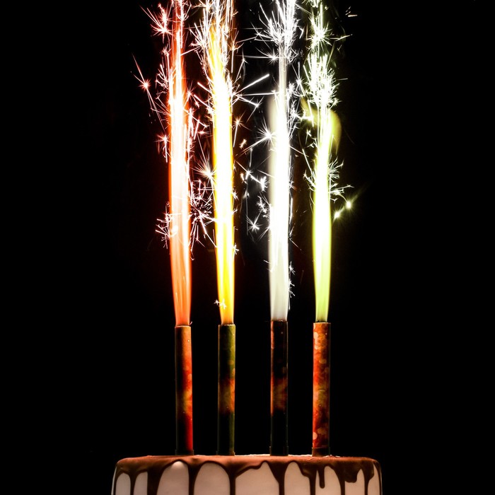 Свеча для торта "Фонтан" 12, 5см цена за 4шт Неон Цветное пламя